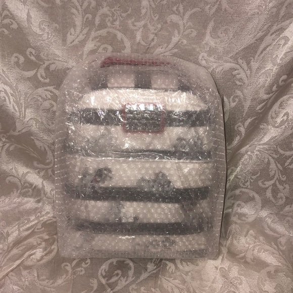 101 Dalmatians Disney Loungefly Backpack in Factory Bubble Wrap - Picture 7 of 8